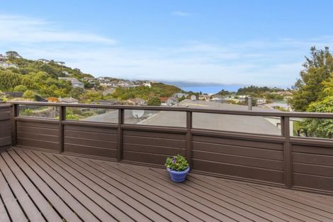 Photo of property in 3 Aspen Grove, Maungaraki, Lower Hutt, 5010