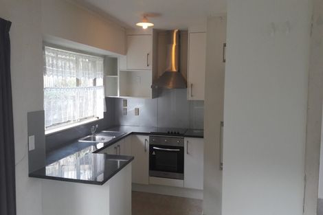 Photo of property in 1/18 Lowburn Place, Clover Park, Auckland, 2019