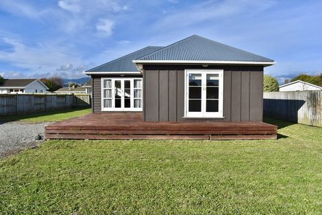 Photo of property in 60 Matene Street, Otaki, 5512