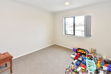 Photo of property in 54b Cambridge Terrace, Papatoetoe, Auckland, 2025
