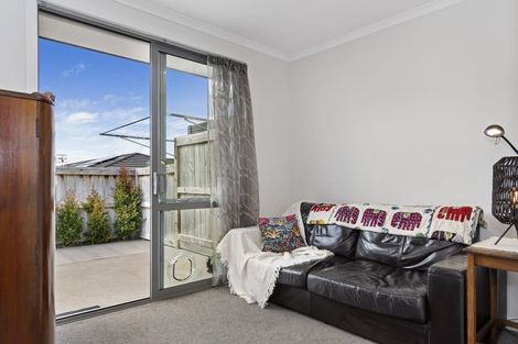 Photo of property in Waterview Estate, 32/4 Greystone Place, Omokoroa, 3114