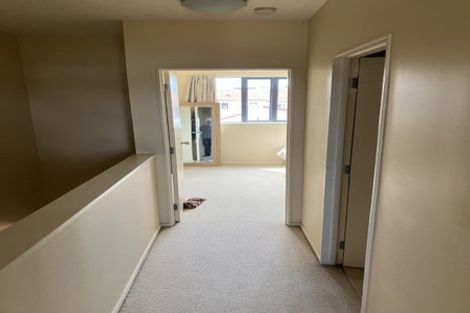 Photo of property in 1/21 Armoy Drive, East Tamaki, Auckland, 2016