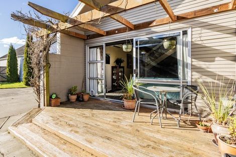 Photo of property in 1/4 Camrose Place, Ilam, Christchurch, 8041