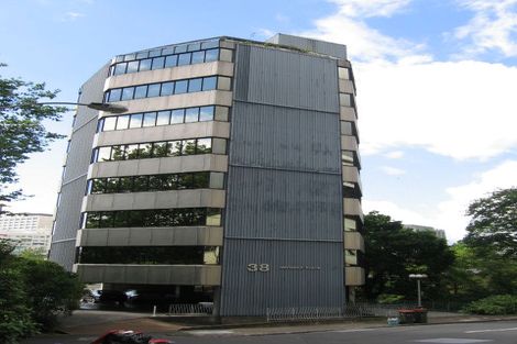 Photo of property in D/38 Whitaker Place, Grafton, Auckland, 1010