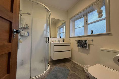 Photo of property in 84 Sunshine Avenue, Karori, Wellington, 6012