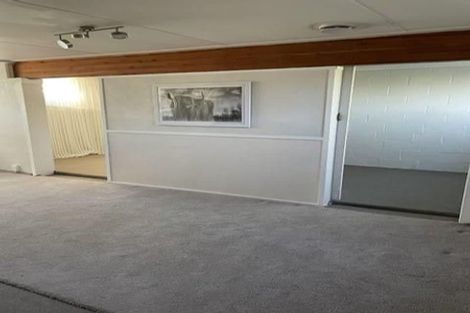 Photo of property in 9 James Street, Glenfield, Auckland, 0629