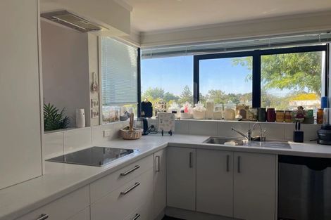 Photo of property in 1/191 Glenfield Road, Hillcrest, Auckland, 0627