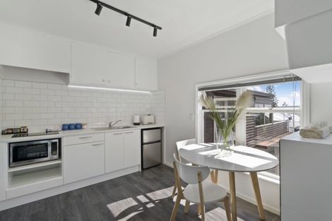 Photo of property in 213 Jervois Road, Herne Bay, Auckland, 1011