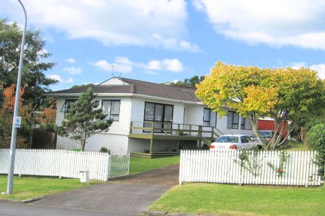 Photo of property in 5 Oreti Place, Clover Park, Auckland, 2019