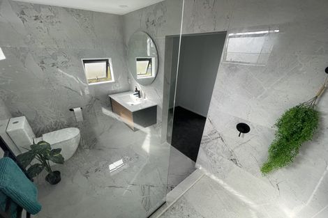 Photo of property in 4 Halyard Place, Te Atatu Peninsula, Auckland, 0610