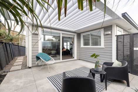 Photo of property in 351b Oceanbeach Road, Mount Maunganui, 3116