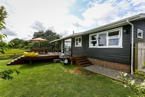 Photo of property in 2/19 Carthew Street, Okato, 4335