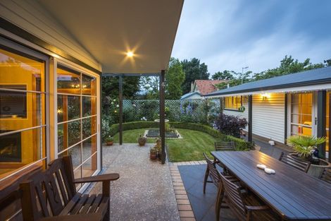 Photo of property in 17 Beresford Street, Takaro, Palmerston North, 4410