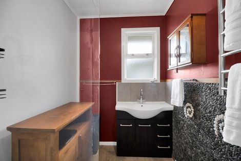 Photo of property in 44 Oberon Street, Stratford, 4332