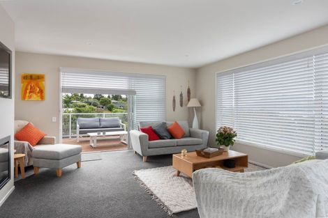 Photo of property in 3b Isobel Street, Acacia Bay, Taupo, 3330