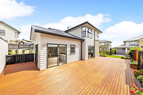 Photo of property in 17 Hirimate Place, Flat Bush, Auckland, 2019