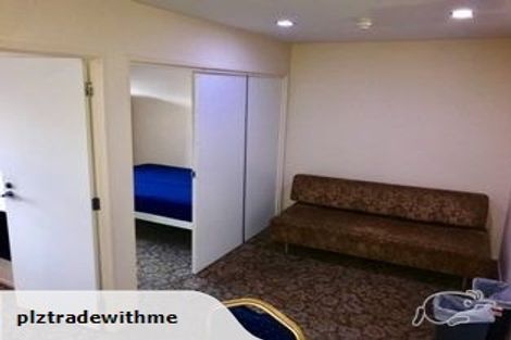 Photo of property in Empire Apartments, 1520/21 Whitaker Place, Grafton, Auckland, 1010