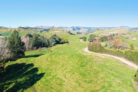 Photo of property in 142 Pohokura Road, Tutira, Napier, 4188
