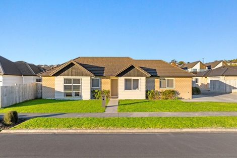 Photo of property in 35 Okawa Avenue, Papakura, 2110