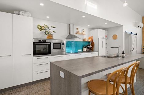 Photo of property in 32a Ohuirehe Road, Coastlands, Whakatane, 3120