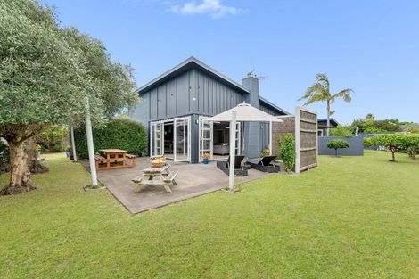 Photo of property in 9 Amery Place, Papamoa Beach, Papamoa, 3118