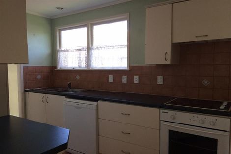 Photo of property in 83 Sunderlands Road, Half Moon Bay, Auckland, 2012