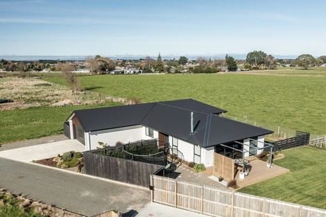 Photo of property in 39 George Street, Bulls, 4818