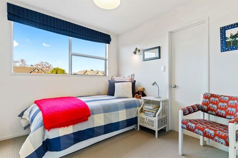 Photo of property in 132 Totara Street, Riccarton, Christchurch, 8041