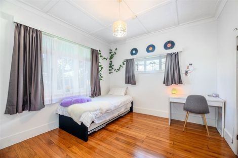 Photo of property in 67 Sturges Road, Henderson, Auckland, 0612