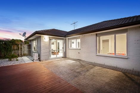 Photo of property in 28 Foxlaw Street, Randwick Park, Auckland, 2105
