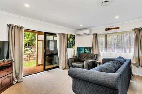 Photo of property in 51 Christmas Road, Manurewa, Auckland, 2102