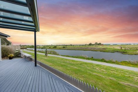 Photo of property in 34 Gibson Place, Papamoa Beach, Papamoa, 3118