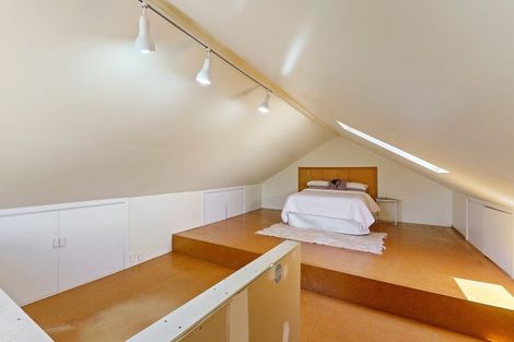 Photo of property in 16 Rauparaha Street, Waikanae Beach, Waikanae, 5036