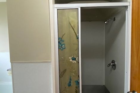 Photo of property in 360 Yaldhurst Road, Russley, Christchurch, 8042