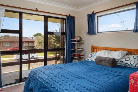 Photo of property in 94 Dickson Road, Papamoa Beach, Papamoa, 3118