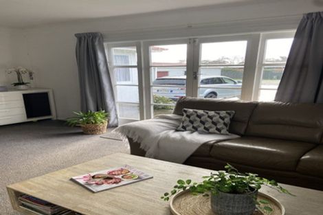 Photo of property in 118 College Street, Awapuni, Palmerston North, 4412