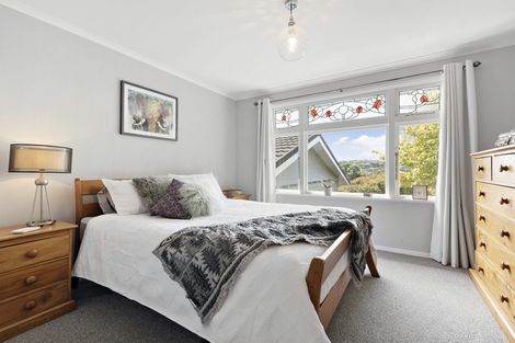 Photo of property in 62 Nicholson Road, Khandallah, Wellington, 6035