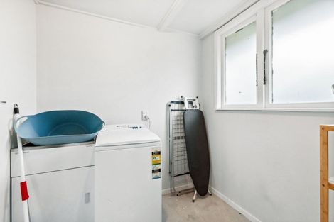 Photo of property in 22 Dunstan Street, Clyde, 9330