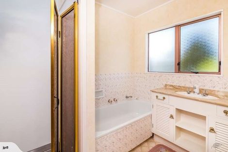 Photo of property in 2/15 Hilden Place, Hilltop, Taupo, 3330