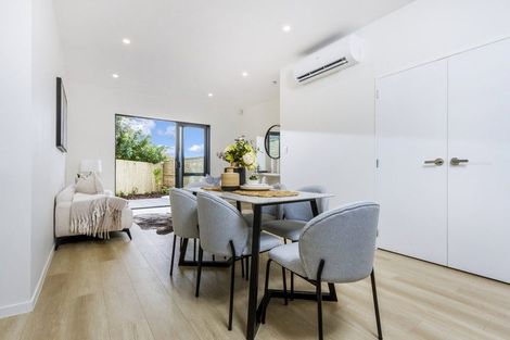 Photo of property in 11c Elizabeth Drive, West Harbour, Auckland, 0618