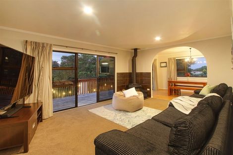 Photo of property in 5 Vela Place, Clarks Beach, 2122