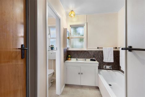 Photo of property in 86b Jeffreys Road, Fendalton, Christchurch, 8052