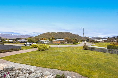 Photo of property in 25 Freyberg Avenue, Kurow, 9435