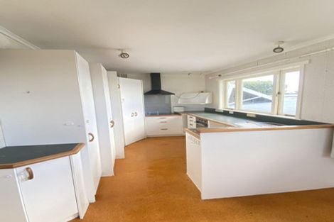 Photo of property in 10 Wairere Road, Torbay, Auckland, 0630