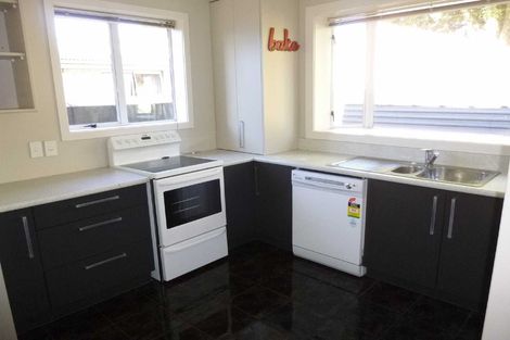 Photo of property in 46 Grahams Road, Ilam, Christchurch, 8041