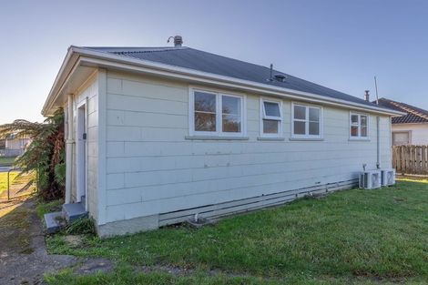 Photo of property in 21 Colvin Street, Westport, 7825