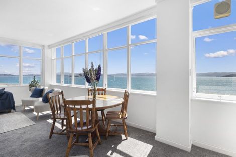 Photo of property in Rona House, 33 Rimu Street, Eastbourne, Lower Hutt, 5013