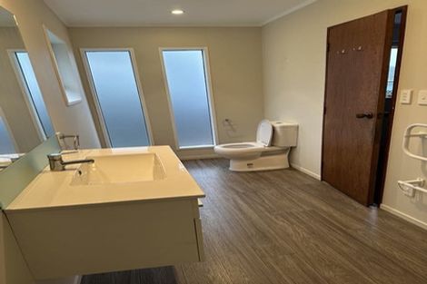 Photo of property in 48 Fyvie Avenue, Tawa, Wellington, 5028