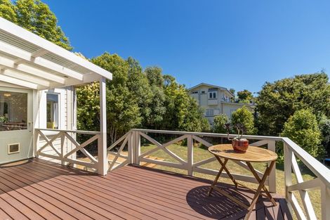 Photo of property in 12 Richmond Avenue, Nelson South, Nelson, 7010