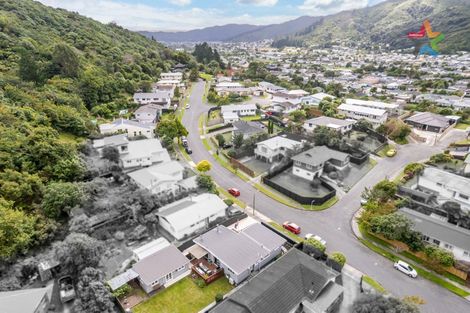 Photo of property in 33 Mcgowan Road, Wainuiomata, Lower Hutt, 5014